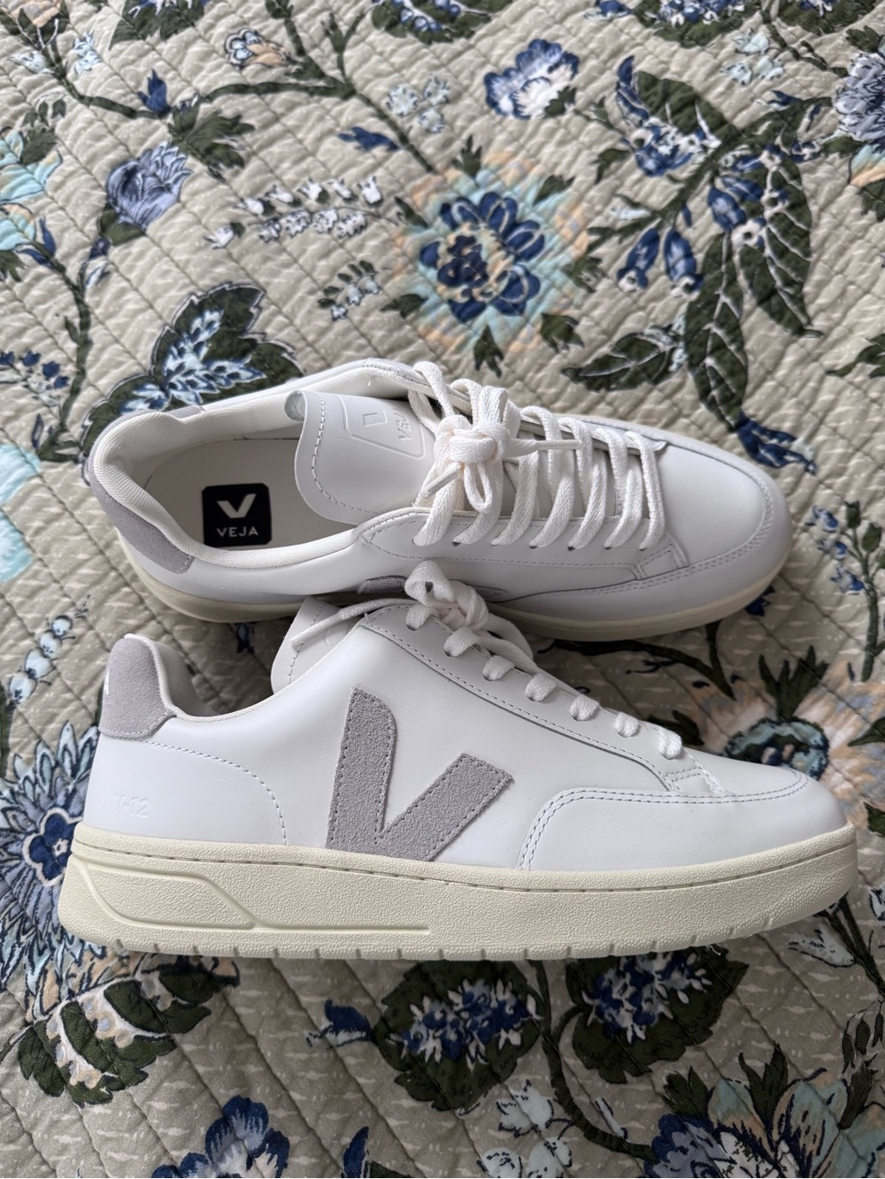 Veja V-12 Sneakers in White with Gray V